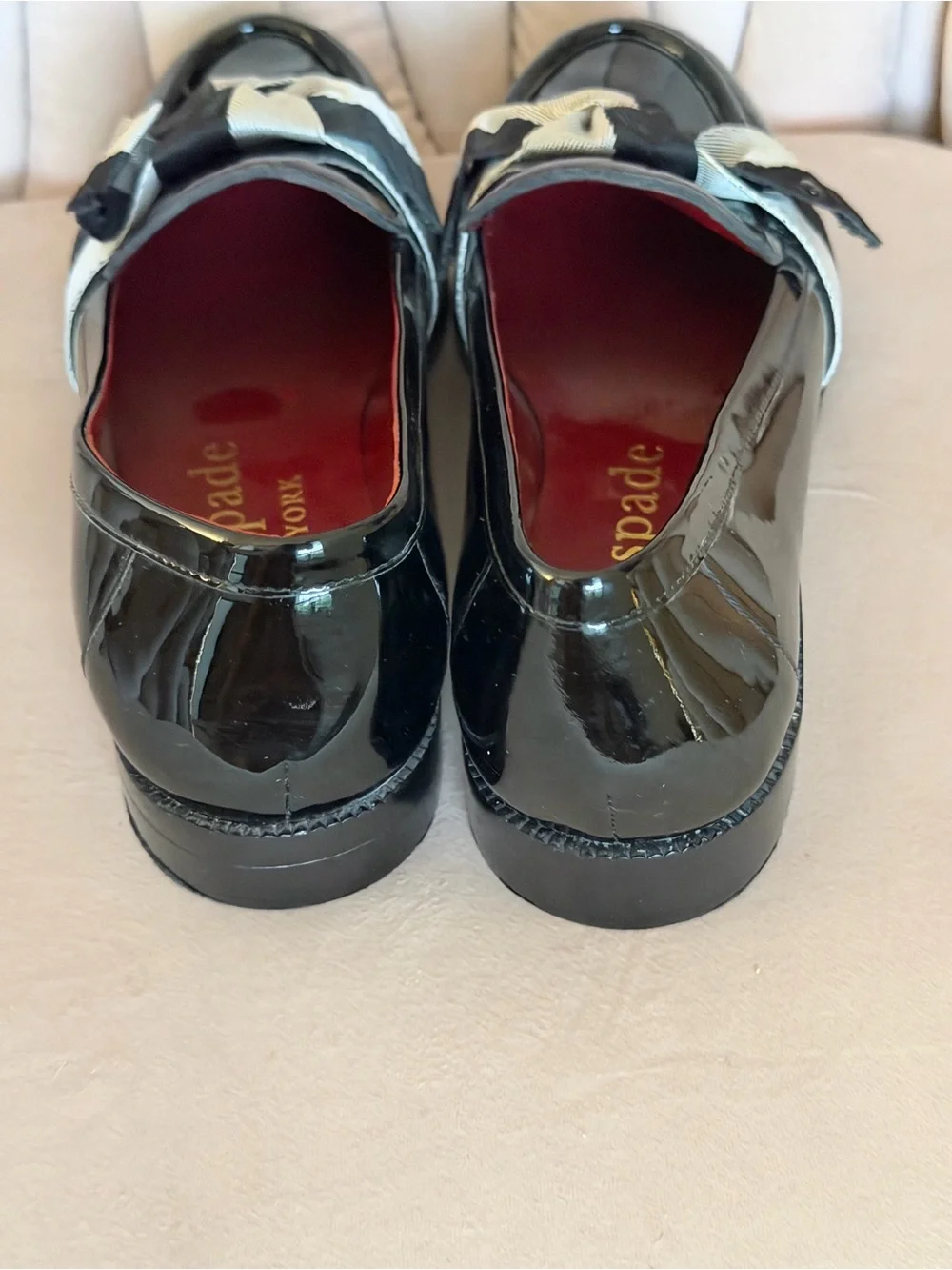 kate spade Leandra Black Patent Leather Loafers w/ Gray & Black Bow RETAIL $198